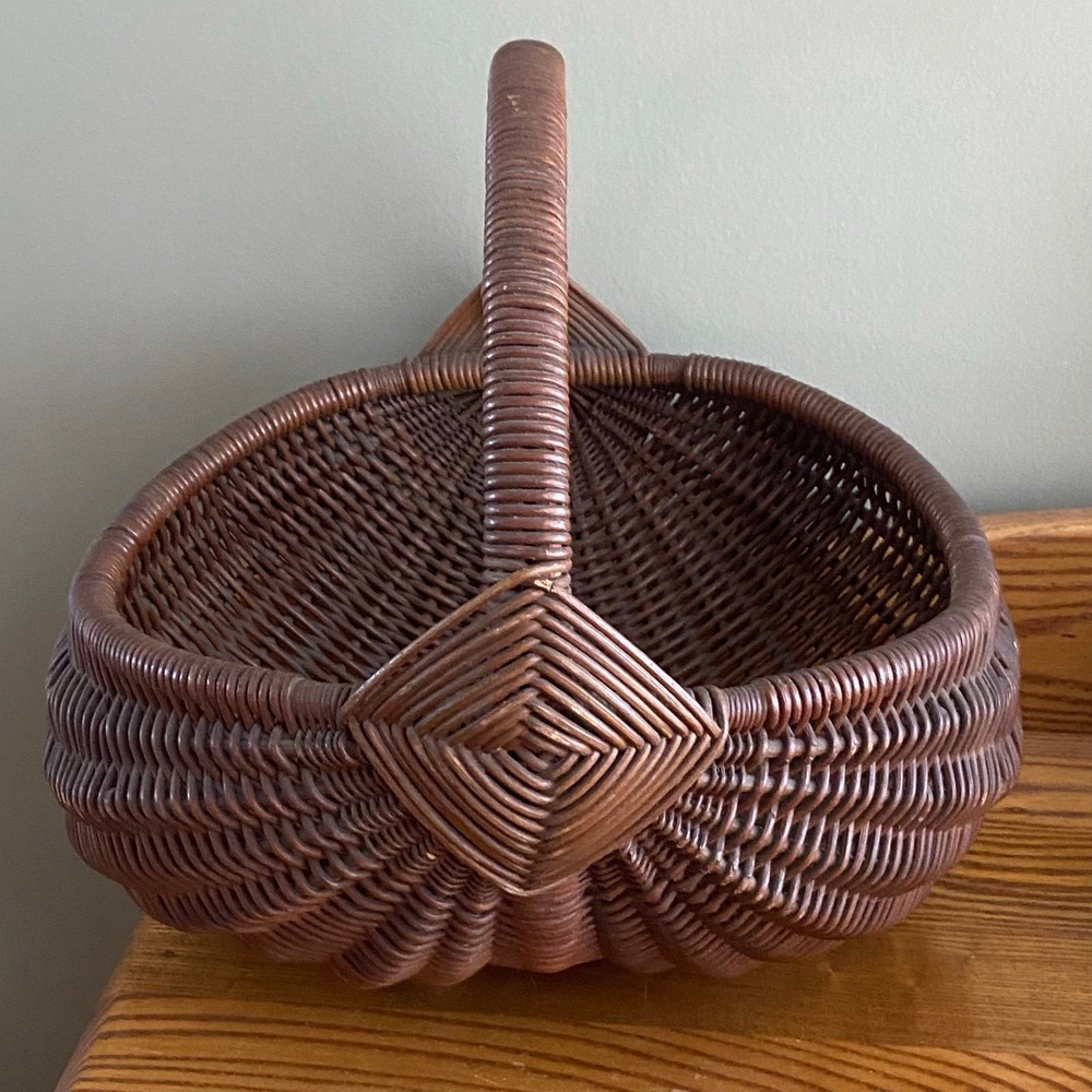 Vintage‎ Wicker Brown Egg Basket